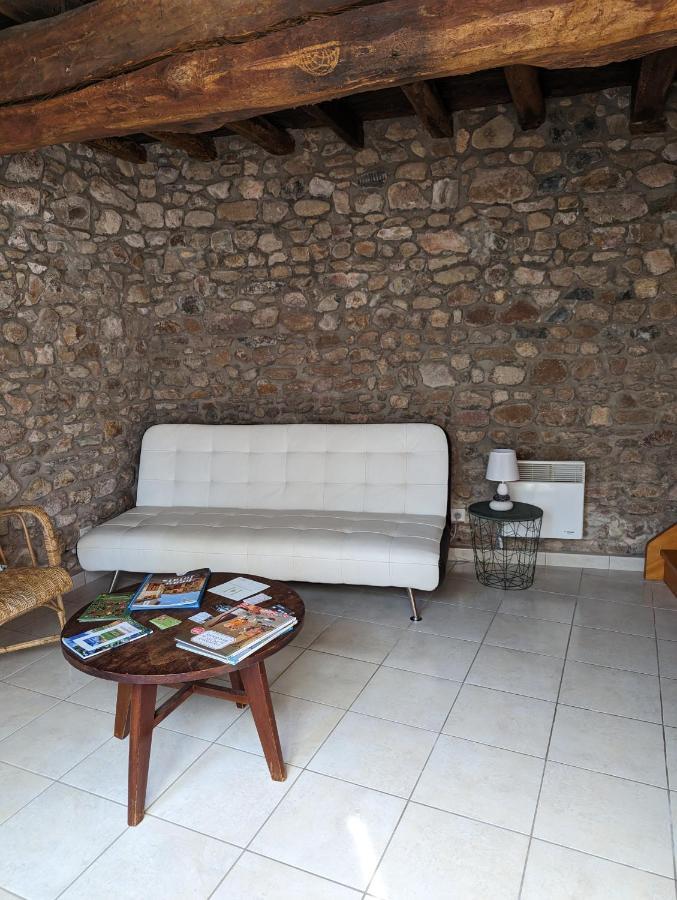 Beaujeu  Domaine Viticole Philippe Deschamps Bed & Breakfast エクステリア 写真